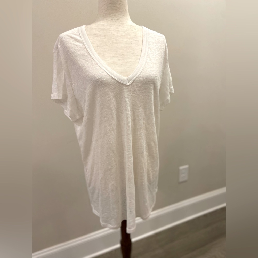 Gap V-Neck S/S T-Shirt NWOT
